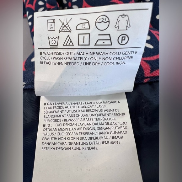 Old Navy Womens‎ Diva Cropped Pants Multicolor Red Floral Mid Rise Stretch 12R - Picture 7 of 10